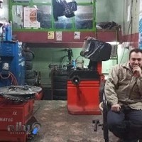 آپاراتی و پنچرگیری محمد