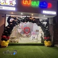 بادکنک آرایی و گل آرایی دکولی‌لی