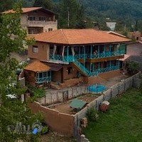 اقامتگاه بومگردی ماه سره