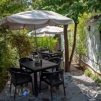 کافه گالری هاگ