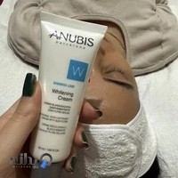 پاکسازی پوست و فیشال نیلوفر کاویانی