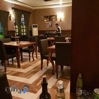 رستوران ایتالیایی پیرو