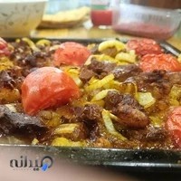 تهیه غذای تبریزشان