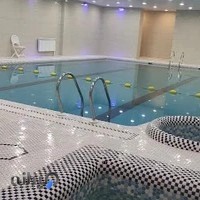 استخر و مجموعه فرهنگی ورزشی مقنی