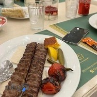 رستوران اعیونی