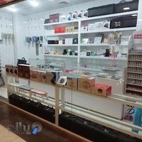 لوازم آرایشی و کاشت ناخن ماهان