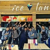 بستنی و آبمیوه طبیعی آیس لند