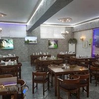 تهیه غذای مهراد و هیراد