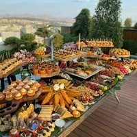 تالارو روف گاردن افق طلایی