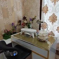 خدمات تخصصی ناخن و آموزش تخصصی ناخن ساناز