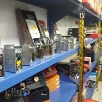 قفل‌ و‌ کلید سازی‌ تیتان