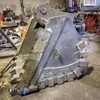 آهنگری کبیر کوماتسو احسان کشاورز