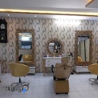 سالن زیبایی راحله امینی