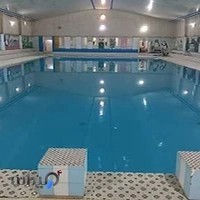 استخر سر پوشیده قائم