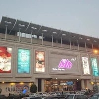 مرکز خرید مادر