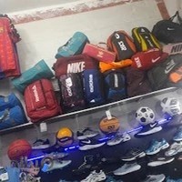 فروشگاه ورزشی قهرمانان(کریمی)