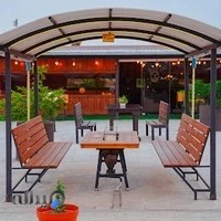 کافه رستوران آرامازاد