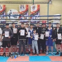 باشگاه بوکس علمدار