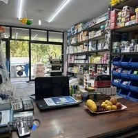 فروشگاه رنگ و ابزار قلی زاده