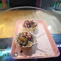 بستنی فروشی جادوئی درباری