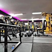 باشگاه بدنسازی مکث