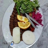 نان داغ کباب داغ