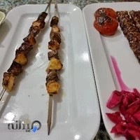 کبابی ساداتی