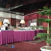 سالن غذا‌خوری هتل شادی