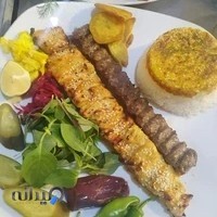 اکبر جوجه،رستوران سنندج