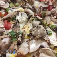 پیتزا و فلافل چراغ قرمز