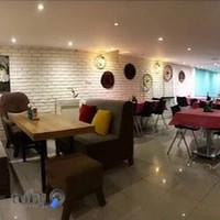 کافه رستوران چارچرخ