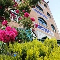 تهیه غذای برکت (زیرزمین حسینیه زنجانیا)