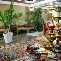 سفره خانه سنتی ورنا