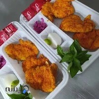 تهیه غذای چیکا