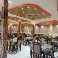 رستوران مجلل آبشار