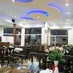 رستوران لاله سفید