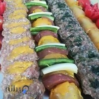 تهیه غذای شهرام