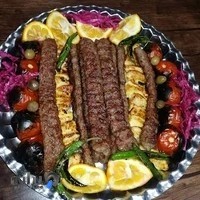 رستوران خوشمزه