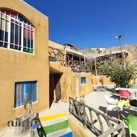 اقامتگاه بومگردی و رستوران عمودردی