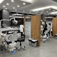 کلینیک دندانپزشکی دی