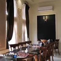 باغ رستوران آلتون