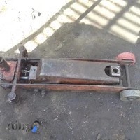 فروش جک روغنی و سوسماری ماشین آفرود