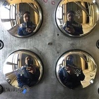 قالب سازی والاقالب، Molds Master