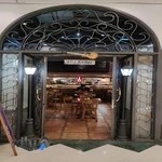 كافه فنجان اول