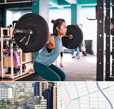 مربی بدنسازی خانم در خیابان بهشتی