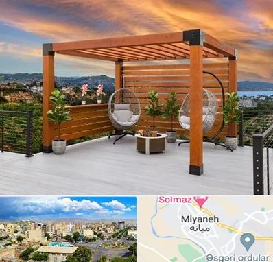 پرگولا چوبی در میانه