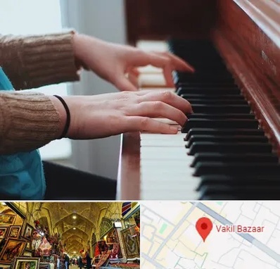 استاد پیانو در بازار وکیل شیراز