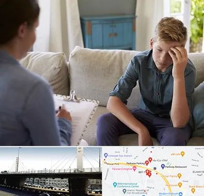 روانشناس نوجوان در پارک وی