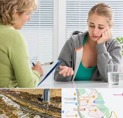 مشاور نوجوان در خیابان نیایش شیراز