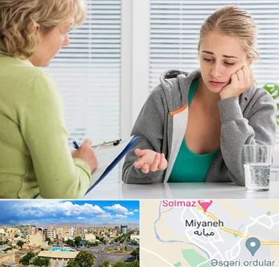 مشاور نوجوان در میانه